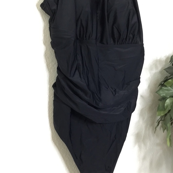 NWT PLUS Boutique Plus Swim Ruched One Piece Bathing Suit - Picture 3 of 9